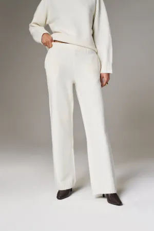 FLUFFY KNIT EMBLEM EMBROIDERED JOGGER - OFF-WHITE