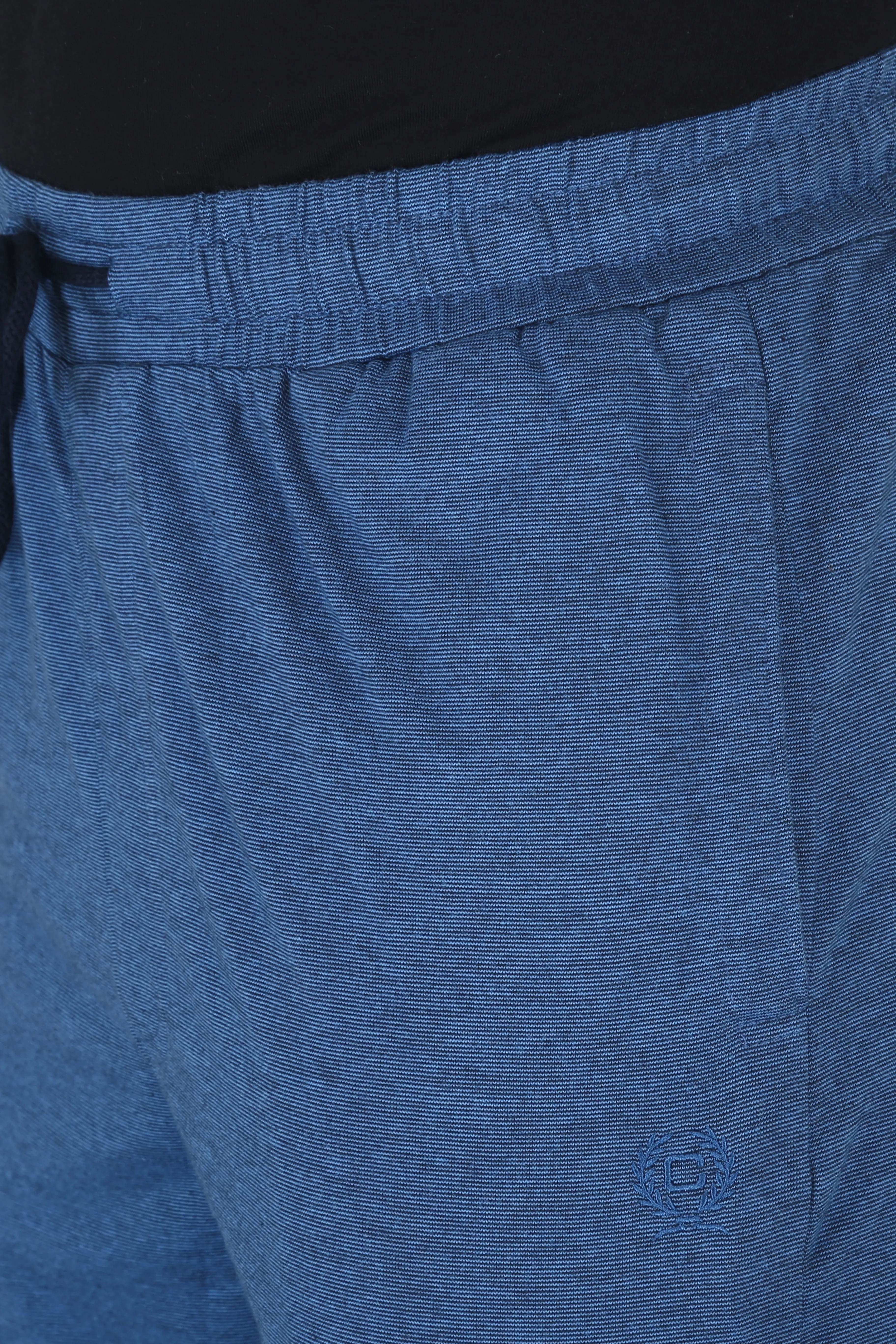 STRAIGHT FIT TEXTURED SHORT