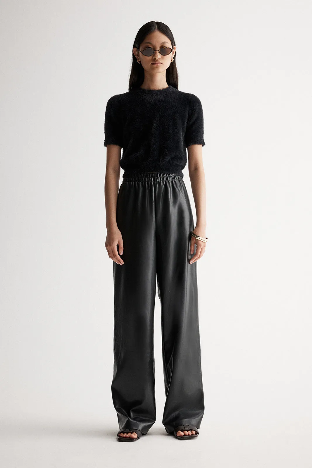 Valeria Pant Black